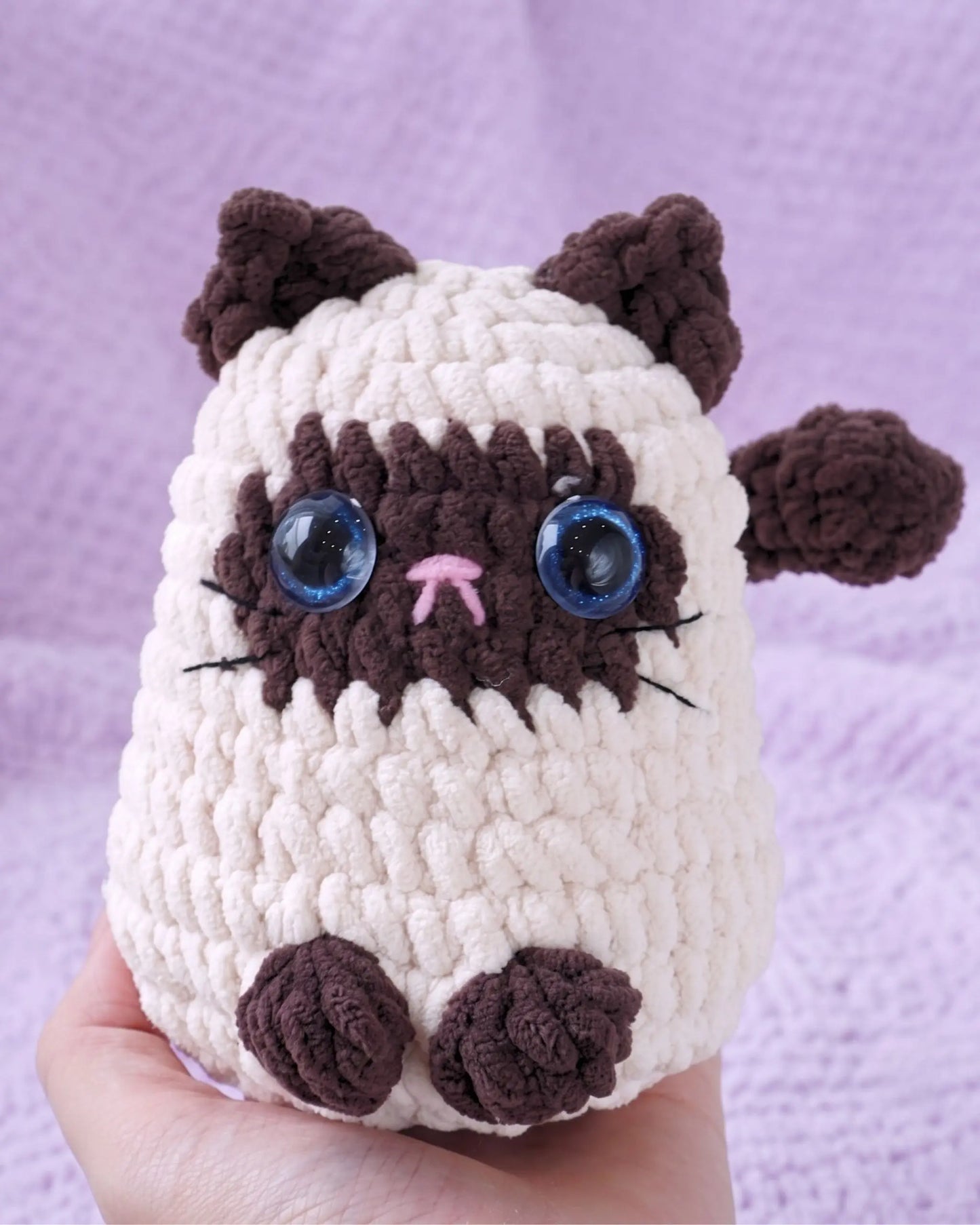 Crochet Cats & Kittens pattern book - amigurumi cat pattern preview 4