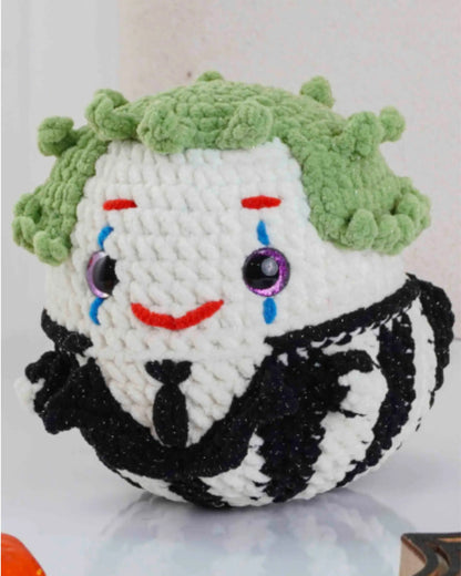 Amigurumi spider Halloween crochet pattern by MrsCrochetWorld