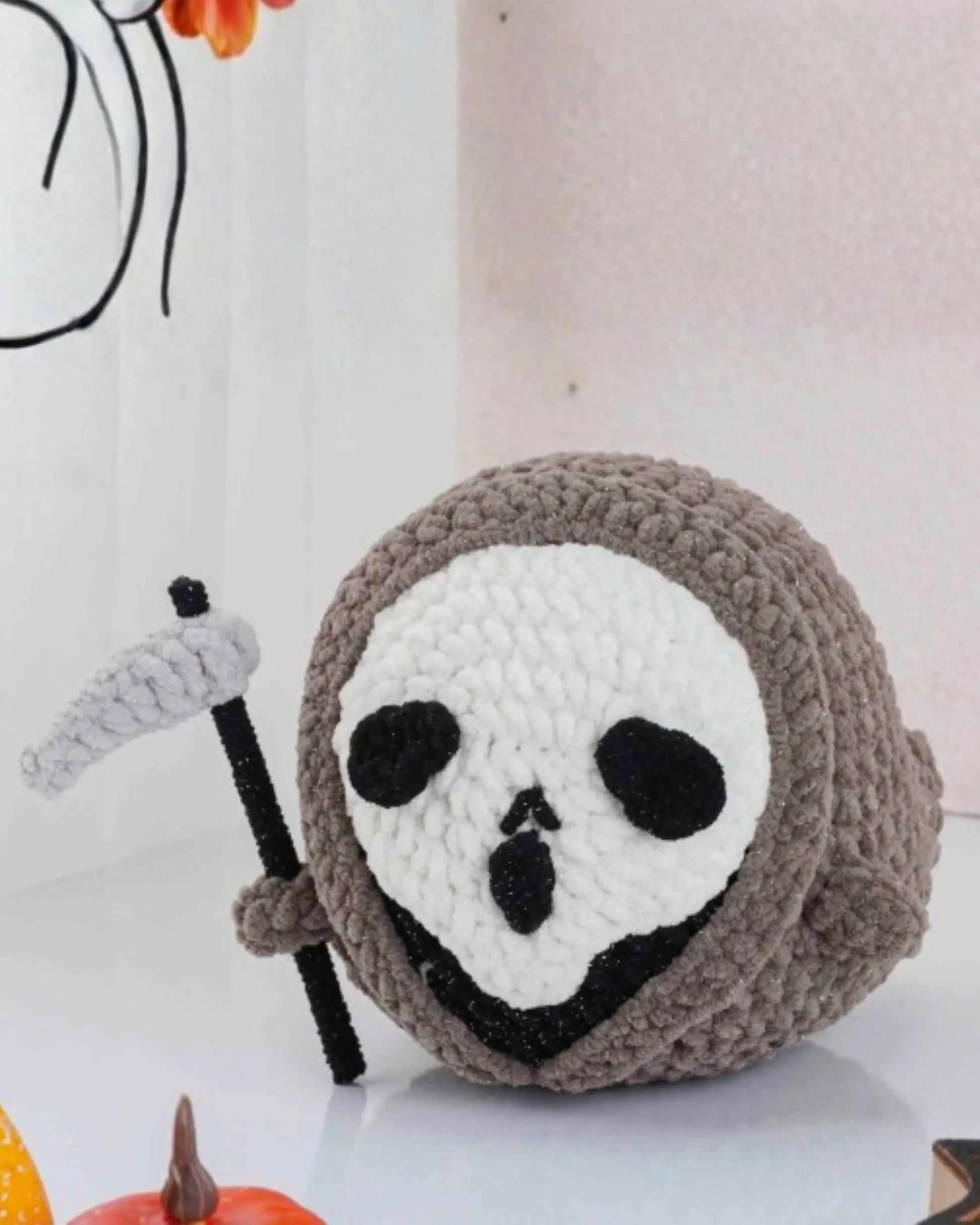 Witchy owl amigurumi crochet pattern by MrsCrochetWorld